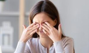 Mata Kedutan Bukan Karena Digibahin Orang, Ini penjelasannya Secara Medis