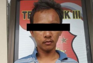 Kurir Galon di Surabaya Nekad Congkel Kotak Amal