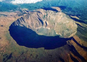 Mitos Gunung Tambora dan Cerita di Balik Letusan Dahsyatnya