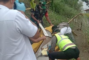 Mayat Bayi Laki-laki Ditemukan Mengambang di Sungai Brantas Jombang