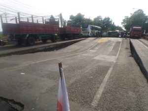 Jembatan Balun Ambles Segera Diperbaiki, Petugas Siapkan Jalur Alternatif