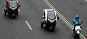 Mau Beli Motor Listrik, Simak Adu Hemat Motor BBM Vs Listrik, Ini 3 Perbandingannya