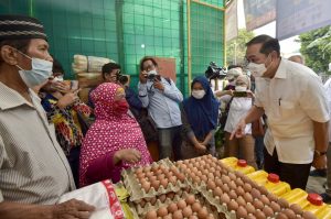 Wujudkan Sinergi Pemerintah dan Pelaku Usaha Penuhi Kebutuhan Migor Curah Rp 14 Ribu Agar Tepat Sasaran, Mendag Lutfi: Program Migor Rakyat Manfaatkan Teknologi Digital