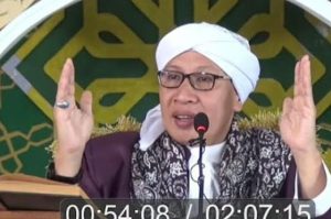 Penjelasan Buya Yahya Cara Membersihkan Diri dari Makanan dan Minuman Haram