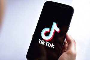 Ingin Eksis dan Dapat Cuan? Simak Ketentuan dan Cara Live di TikTok