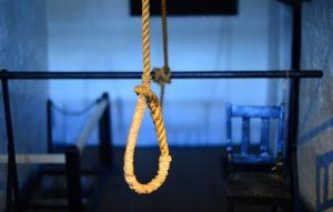 Terlilit Utang Pria di Tuban Nekat Gantung Diri