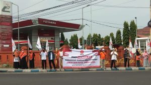 Gelar Aksi Flashmob, PKS Kota Mojokerto Tegas Tolak Kenaikan BBM