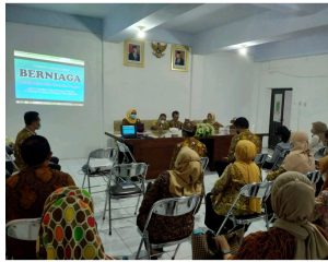 Aplikasi “BERNIAGA” Andalan Kecamatan Kranggan sebagai Langkah Awal Pemulihan Ekonomi