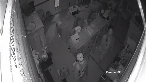 Maling Satroni Tiga SD di Wonosalam Jombang Dalam Sepekan