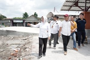 Sidak Pasar Hewan Sekar Putih, Ning Ita: Kondisi Bangunan Sangat Layak untuk Pedagang