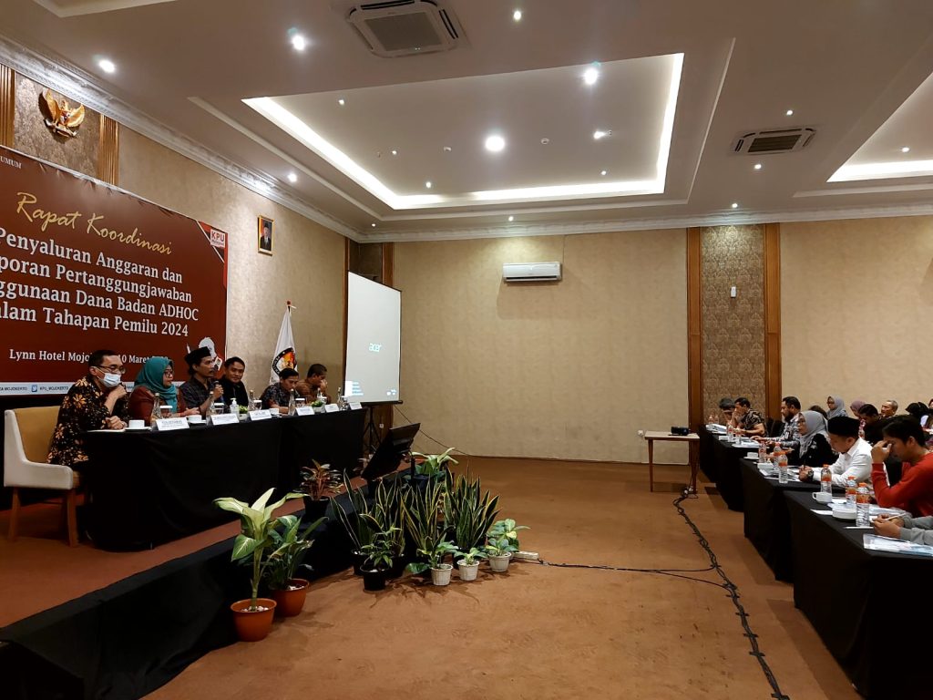 Gelar Rakor dengan Badan ADHOC, KPU Kota Mojokerto Mantapkan LPJ Dana Pemilu