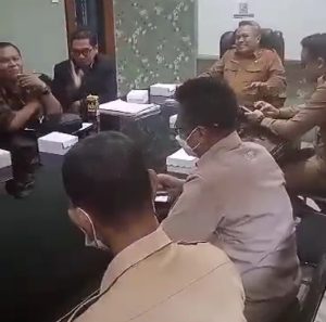 Audensi PKL Modongan dengan Pemkab Mojokerto, PKL Dijanjikan Lahan Relokasi oleh Pemdes