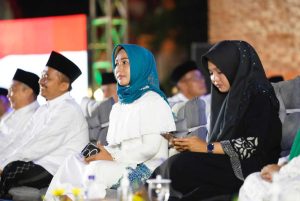 Dzikir Akbar Akhir Tahun Mengema di Alun-Alun Wiraraja Kota Mojokerto