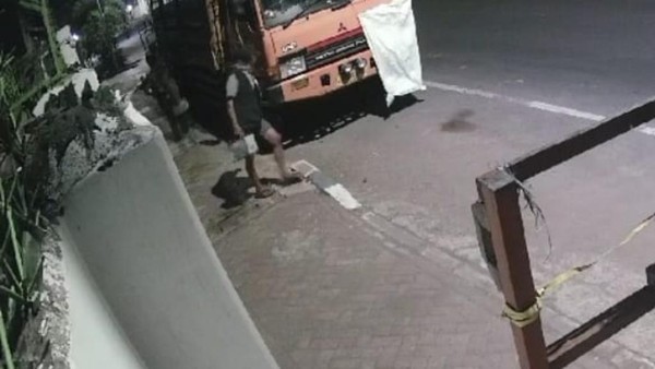 Sindikat Pencuri Aki Truk di Pasuruan Dibekuk, Aksi Terekam Kamera CCTV
