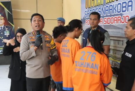 Empat Pengedar Sabu Jaringan Internasional Dibekuk di Sidoarjo