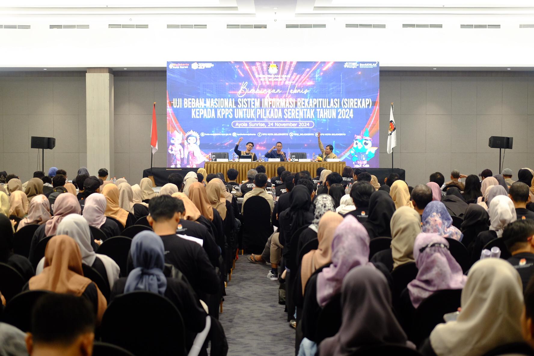 Bimtek Uji Beban, KPU Kota Mojokerto Siap 100% Menggunakan Sirekap di Pilkada 2024