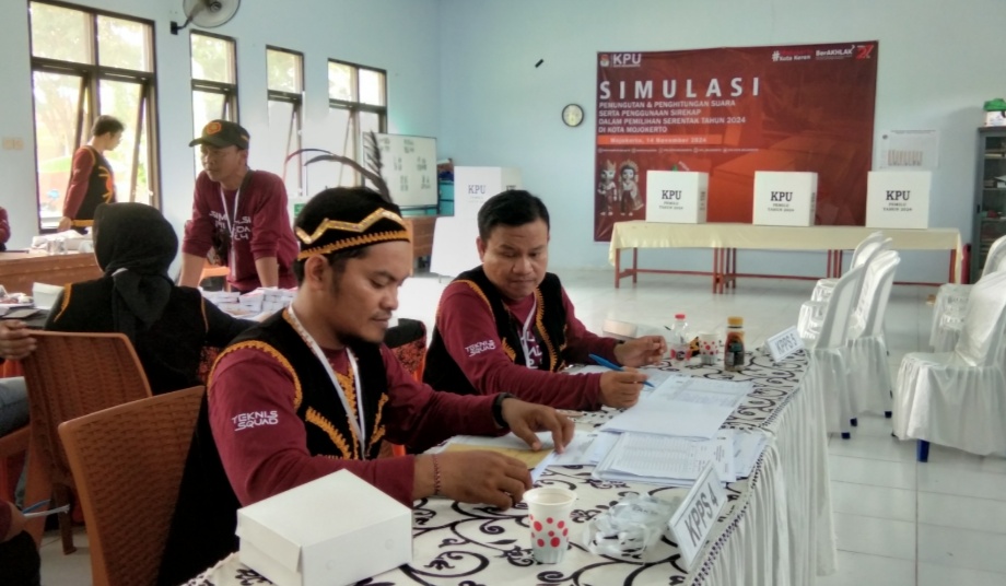 KPU Kota Mojokerto Gelar Simulasi Pencoblosan, Diikuti Ratusan Pemilih