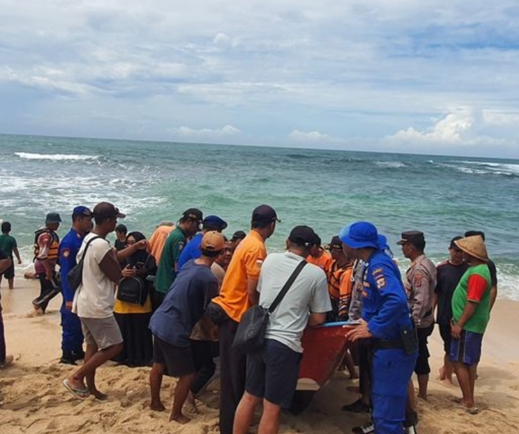 Data Korban Selamat, Meninggal Dunia, dan Hilang kecelakaan laut SMPN 7 Kota Mojokerto di Pantai Drini