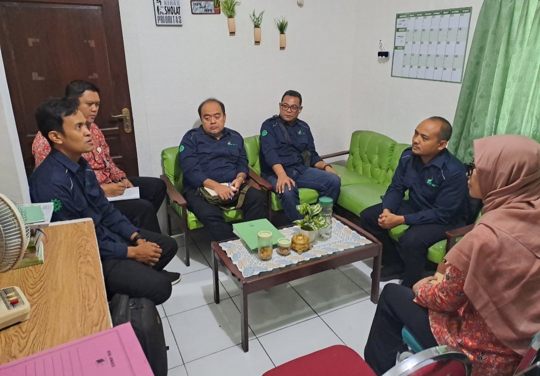 Komitmen Wujudkan Kenyamanan Lingkungan dan Warga, PT EAN Koordinasi dengan DLH Mojokerto