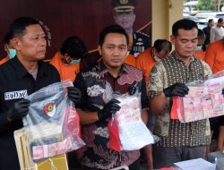 Komplotan Pemalsu Uang Ratusan Juta Dibekuk Polres Mojokerto