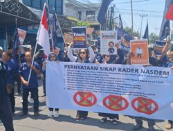 Aliansi DPC NasDem Mojokerto Gelar Aksi, Tegaskan Partai NasDem Bukan Lembaga Komersil