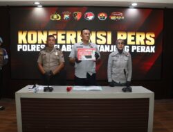 Polres Pelabuhan Tanjungperak Bongkar Jaringan Sabu, Kurir Gunakan Aplikasi Zangi Diamankan